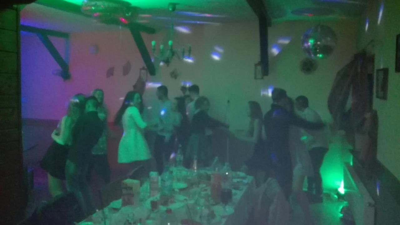 Zajazd Walbrzych Bagian luar foto